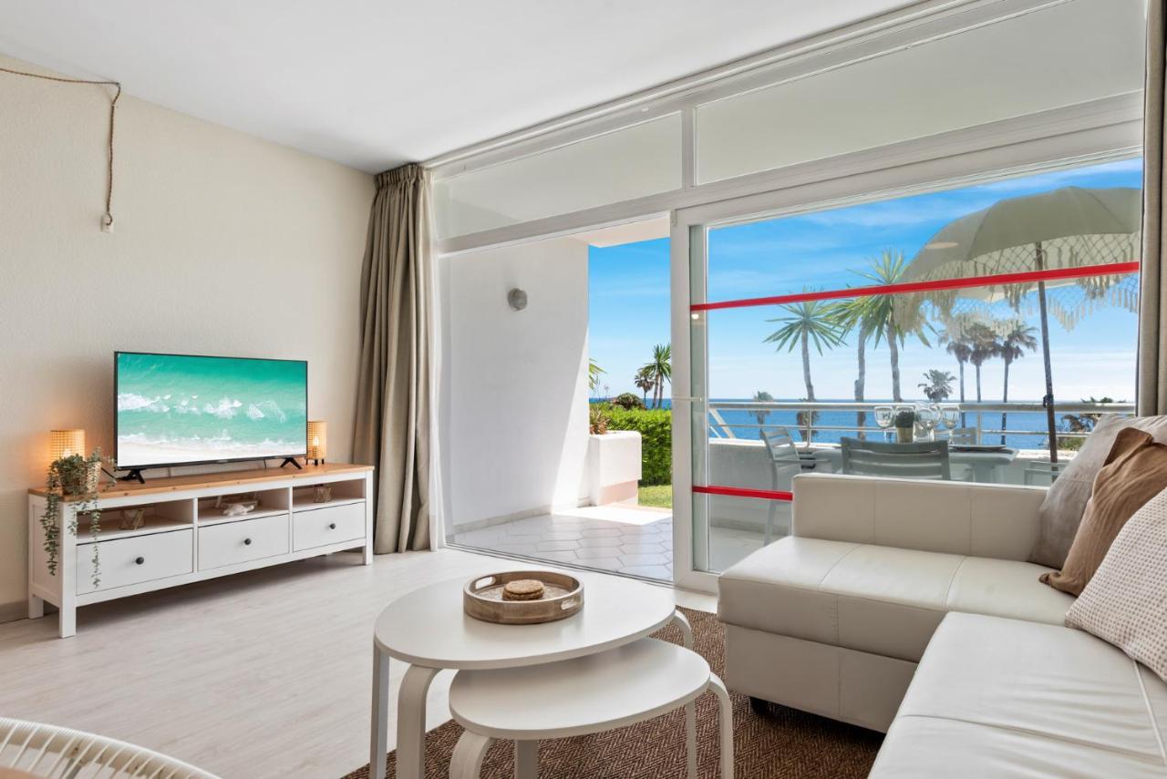 Sitio de Calahonda Frontline Beach Apartment Miraflores מראה חיצוני תמונה