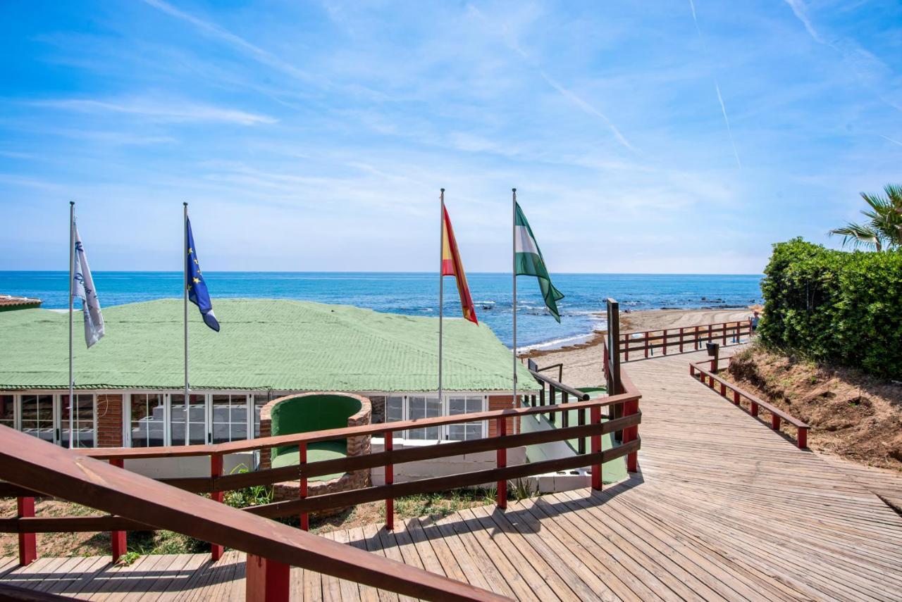 Sitio de Calahonda Frontline Beach Apartment Miraflores מראה חיצוני תמונה